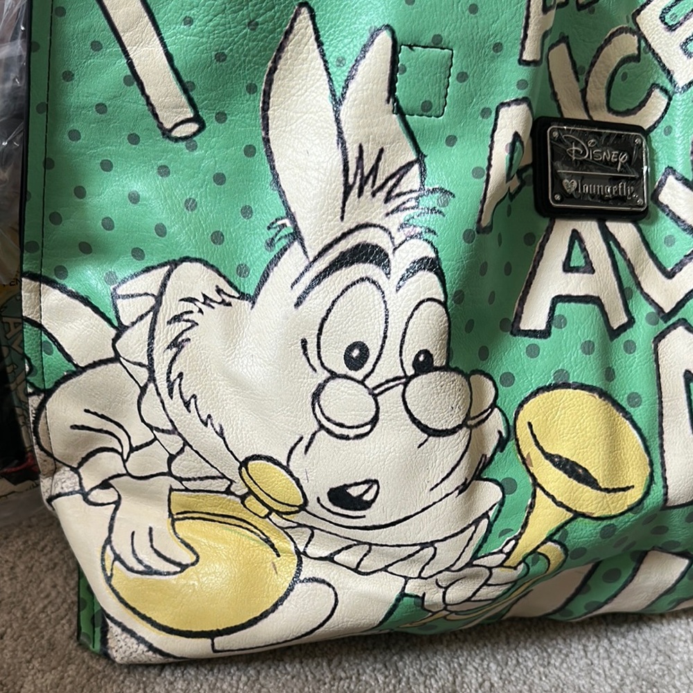 Lounge fly Disney Alice in Wonderland Tote Bag - Picture 3 of 8
